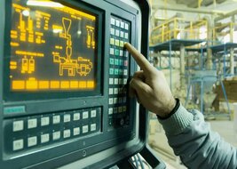 Ремонт панелей управления промышленного оборудования