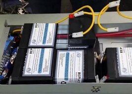 Замена Аккумуляторов ИБП для Серверных в Минске – Сохраняя Непрерывность Бизнеса