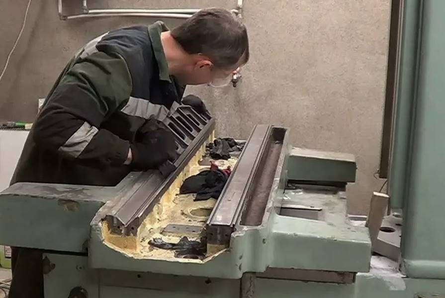Фрезерные Станины к Жизни: Полное Руководство по Ремонту Фрезерных Станков с ЧПУ