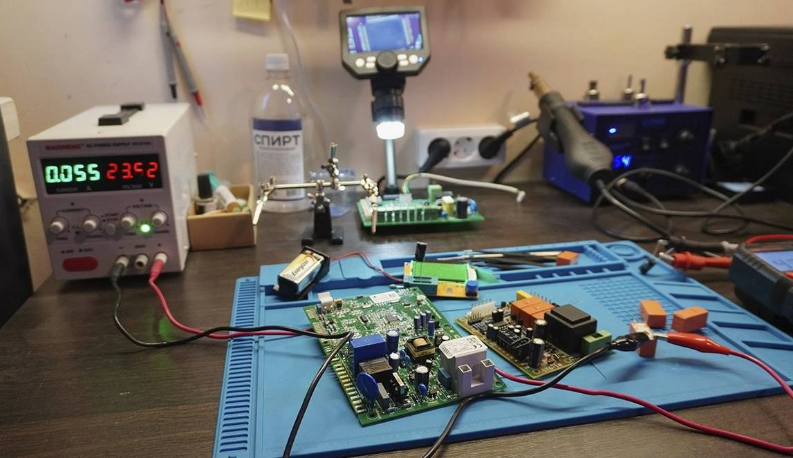 Ремонт Платы Управления Котла в Минске – Возвращение Тепла и Комфорта