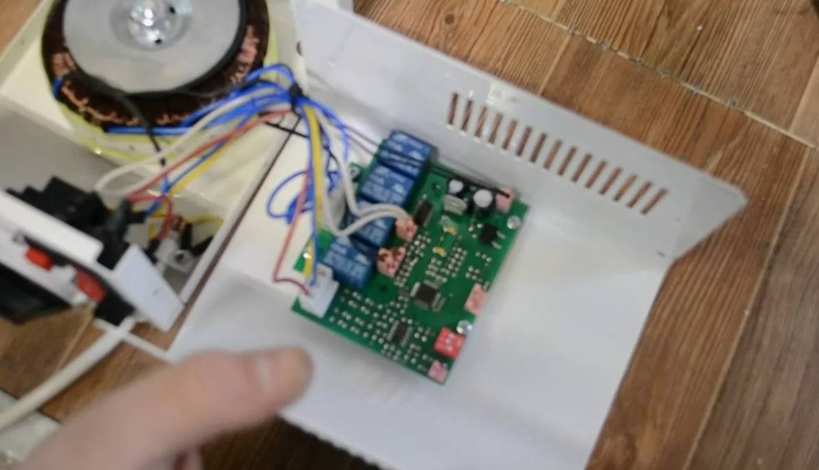 Диагностика и Ремонт Стабилизатора Teplocom ST-555 в Минске – Возвращение Стабильности Вашему Отоплению